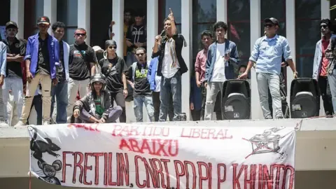 Timor-Leste Cancels Plan to Grant Complimentary Cars for Parliamentarians After Mass Demonstrations